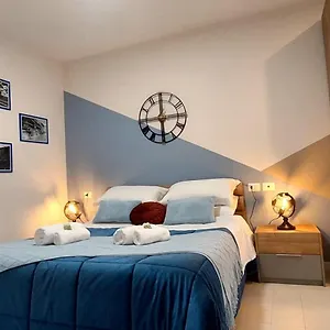 Light Blue Station Apartamento