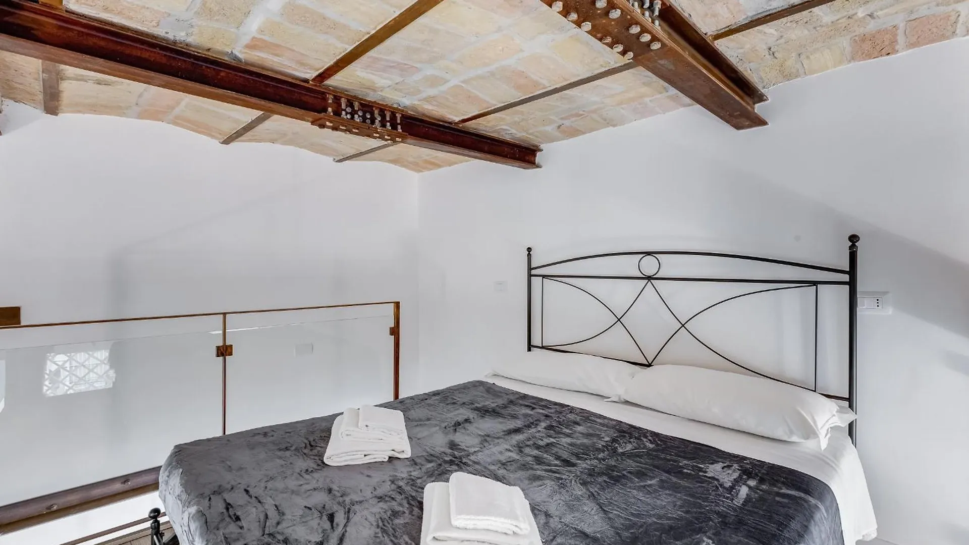 Апартаменты Inner House 3 Рим Италия