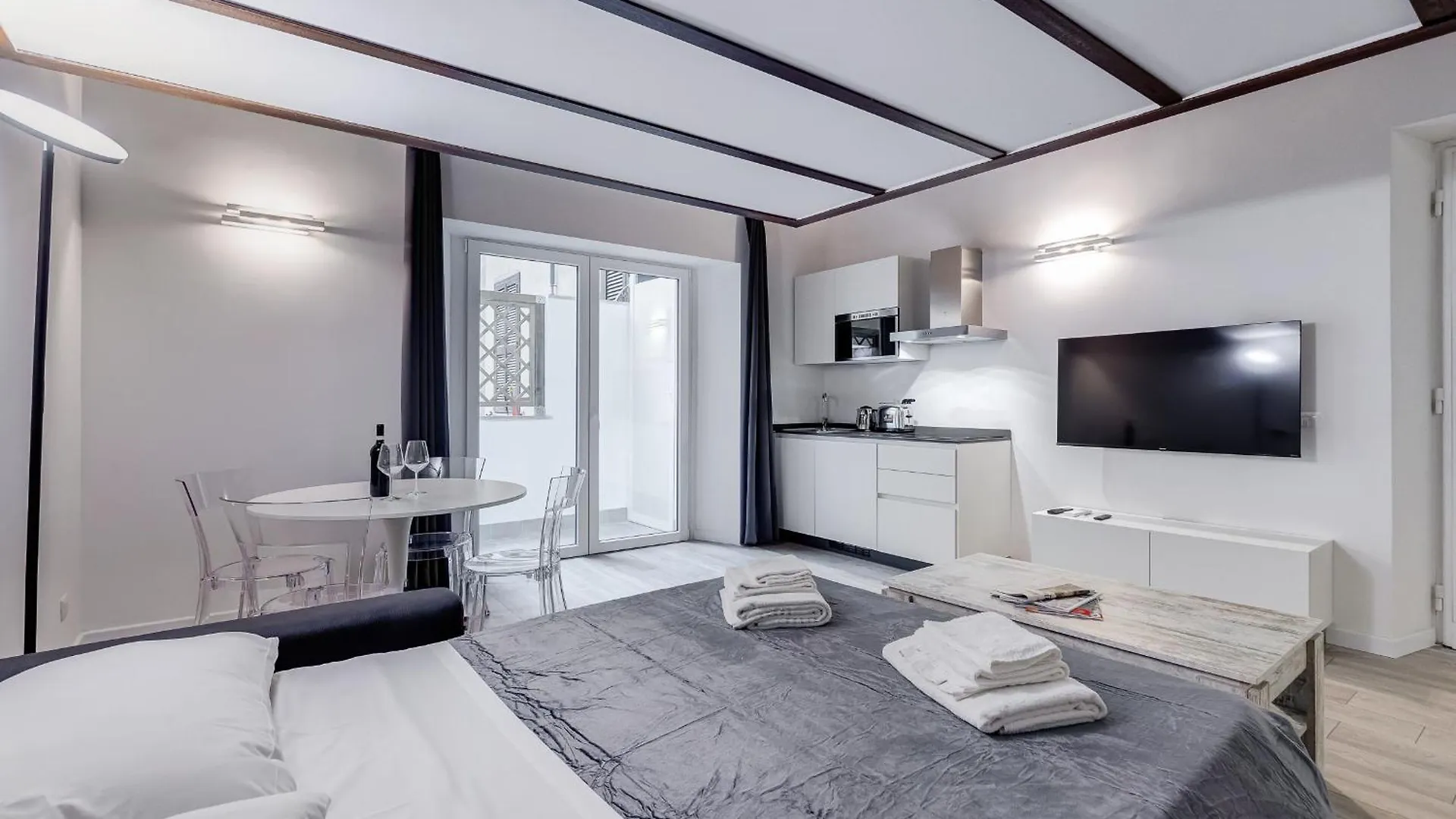 Inner House 3 Рим