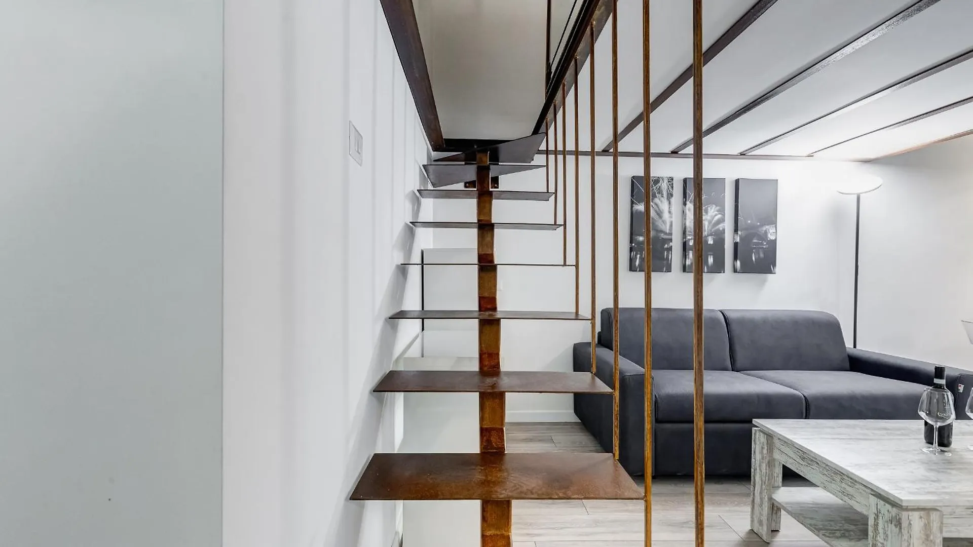 Inner House 3 Рим 0*,  Италия