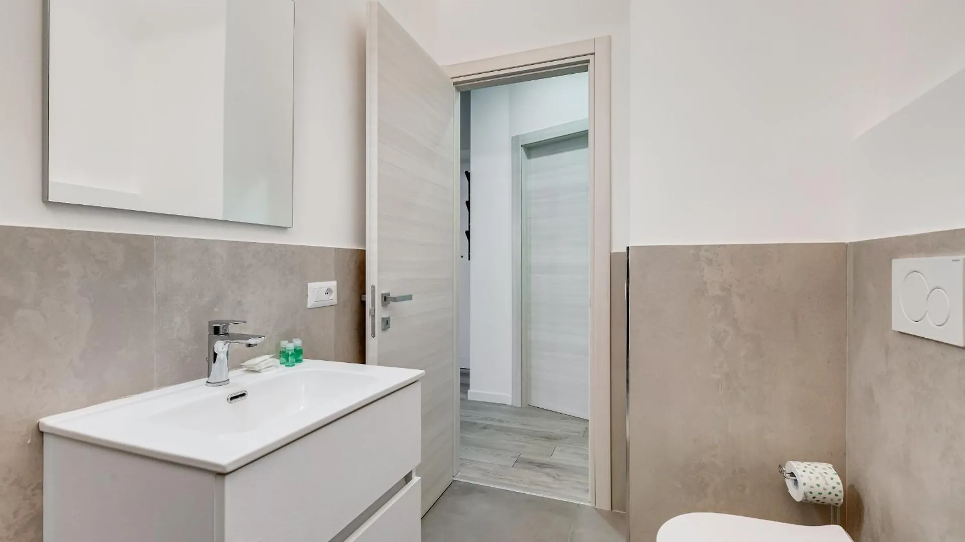 Inner House 3 Рим Апартаменты
